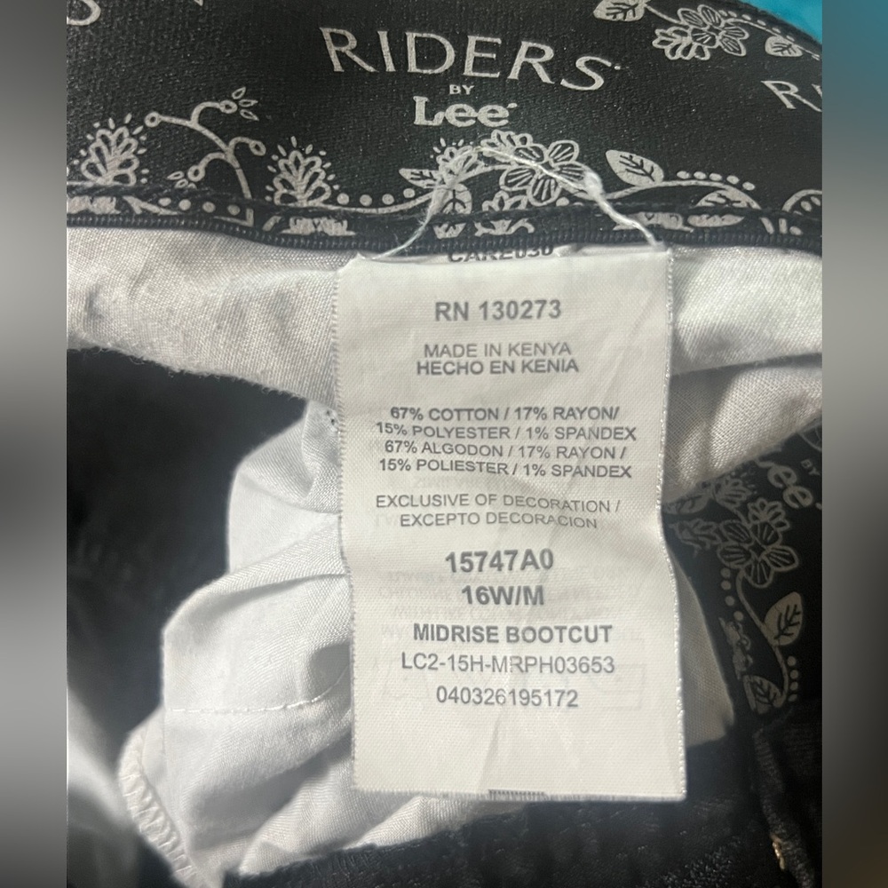Riders by Lee Midrise Bootcut Black Jeans - Picture 9 of 9